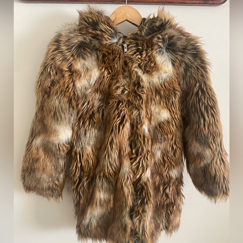 Gap kids Medium Faux Fur zip up hooded jacket